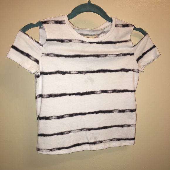 Hollister Tops - Hollister Crop Top